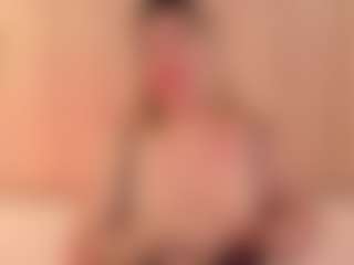 Live cam show with JulieDeep - Ass Bouncing on Camiplay Live
