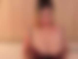 JulieDeep's Live Sex Cam Show