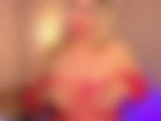 Live cam show with JulieDeep - Brown Eyes Blonde Hair on CamwithHer