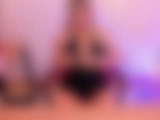 JulieDeep's Live Sex Cam Show