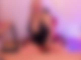 JulieDeep's Live Sex Cam Show