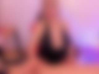 JulieDeep's Live Sex Cam Show
