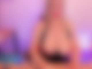 JulieDeep's Live Sex Cam Show