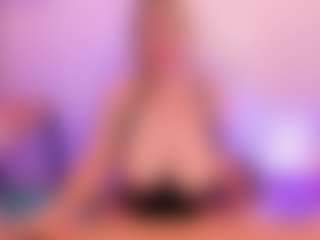 JulieDeep's Live Sex Cam Show