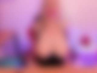 JulieDeep's Live Sex Cam Show