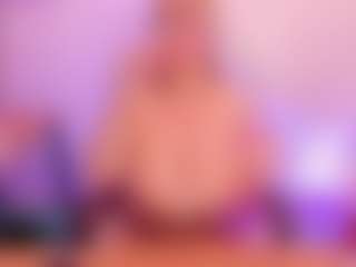 JulieDeep's Live Sex Cam Show