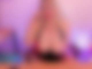 JulieDeep's Live Sex Cam Show