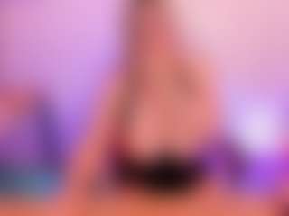 Live cam show with JulieDeep - Drinking on TeamSkeetLive