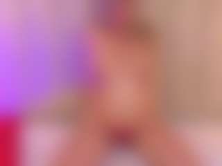 JulieDeep's Live Sex Cam Show