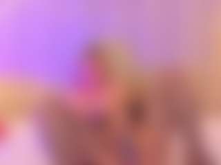 JulieDeep's Live Sex Cam Show