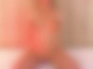 Live cam show with JulieDeep - Control on TeamSkeetLive