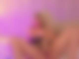 JulieDeep's Live Sex Cam Show