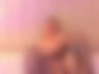 JulieDeep's Live Sex Cam Show