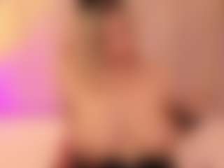 JulieDeep's Live Sex Cam Show