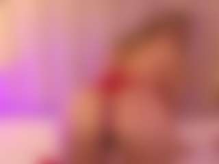 JulieDeep's Live Sex Cam Show