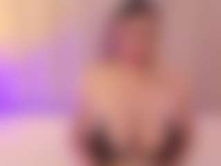 JulieDeep's Live Sex Cam Show