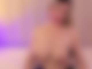 JulieDeep's Live Sex Cam Show
