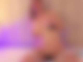 JulieDeep's Live Sex Cam Show