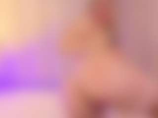 JulieDeep's Live Sex Cam Show