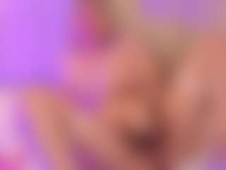 JulieDeep's Live Sex Cam Show