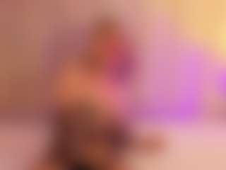 JulieDeep's Live Sex Cam Show
