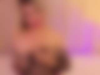 JulieDeep's Live Sex Cam Show