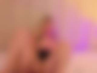 JulieDeep's Live Sex Cam Show