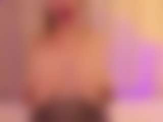 JulieDeep's Live Sex Cam Show