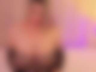 JulieDeep's Live Sex Cam Show
