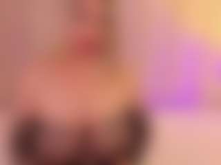 JulieDeep's Live Sex Cam Show