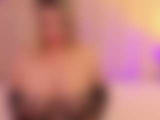 JulieDeep's Live Sex Cam Show