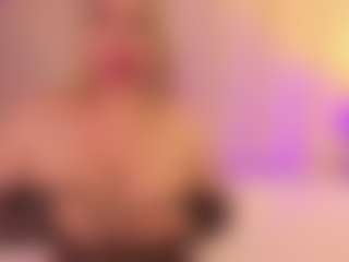 JulieDeep's Live Sex Cam Show