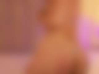 JulieDeep's Live Sex Cam Show