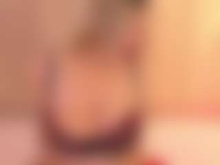 JulieDeep's Live Sex Cam Show