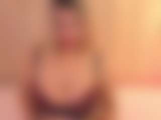 JulieDeep's Live Sex Cam Show
