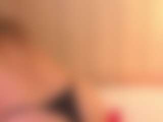 JulieDeep's Live Sex Cam Show