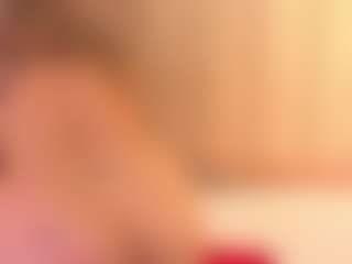 JulieDeep's Live Sex Cam Show