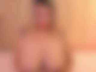 JulieDeep's Live Sex Cam Show