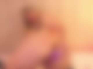 JulieDeep's Live Sex Cam Show