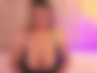 JulieDeep's Live Sex Cam Show