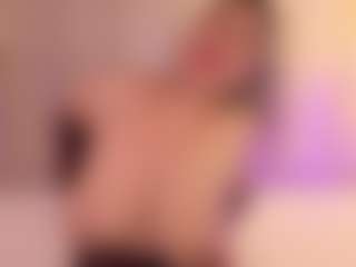 JulieDeep's Live Sex Cam Show