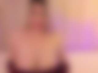 JulieDeep's Live Sex Cam Show