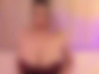 JulieDeep's Live Sex Cam Show