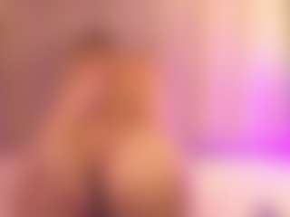 JulieDeep's Live Sex Cam Show