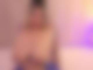 JulieDeep's Live Sex Cam Show