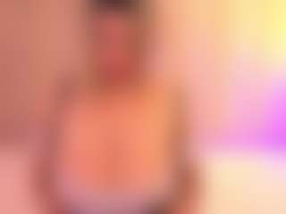 JulieDeep's Live Sex Cam Show