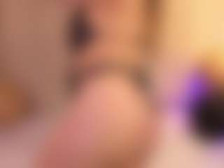 JulieDeep's Live Sex Cam Show