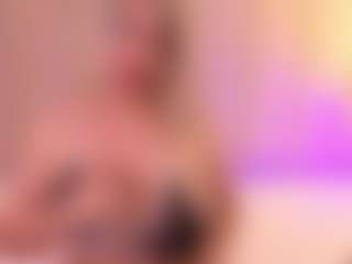 Live cam show with JulieDeep - Blonde Hair Fetish on Camsoda