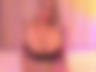 JulieDeep's Live Sex Cam Show