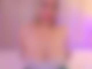 JulieDeep's Live Sex Cam Show